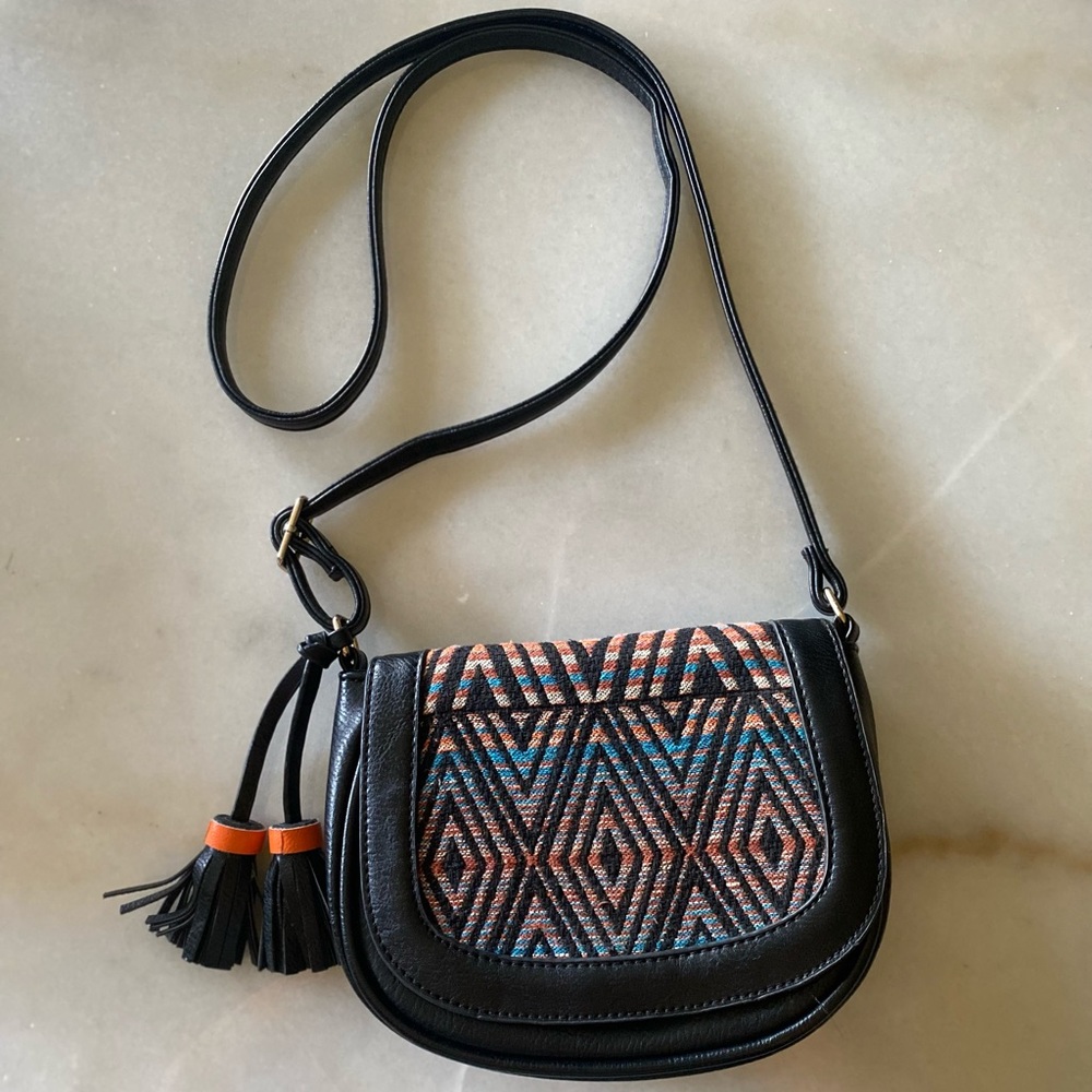 LD Geometric Crossbody Purse